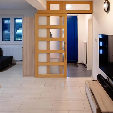 Bero, & Free Parking Murter