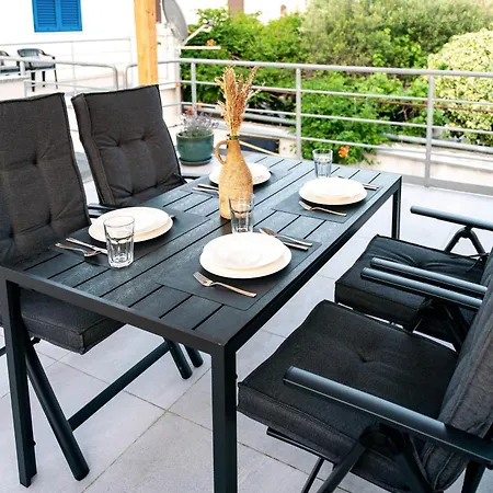 Bero, & Free Parking Murter