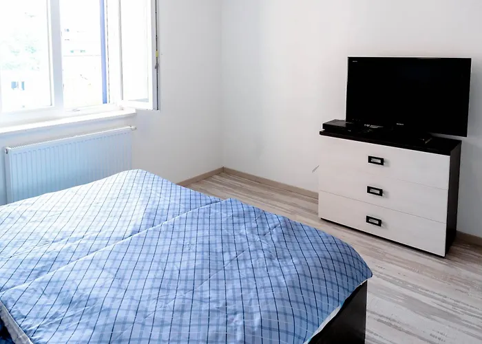 Bero, & Free Parking