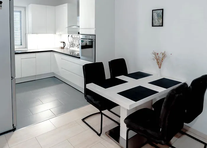 Bero, & Free Parking