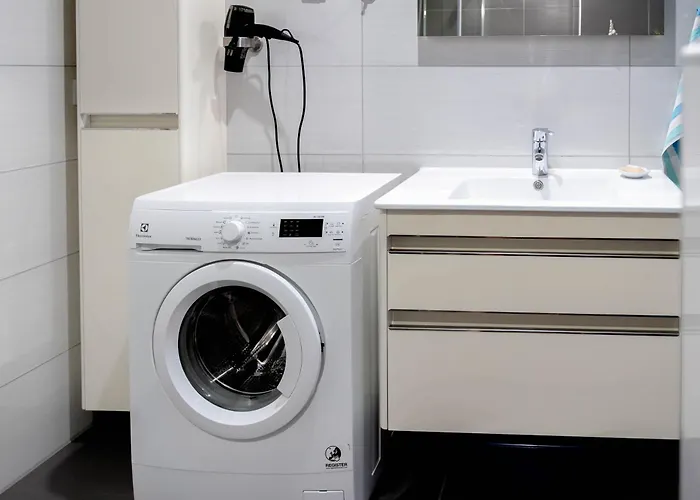 Bero, & Free Parking * 穆泰尔岛